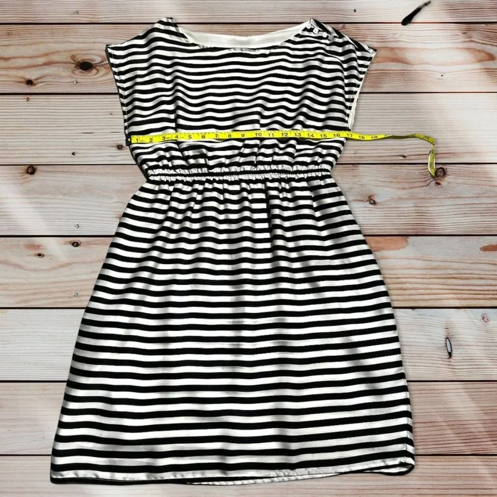 Tulle Striped Dress Size Medium - Picture 9 of 10